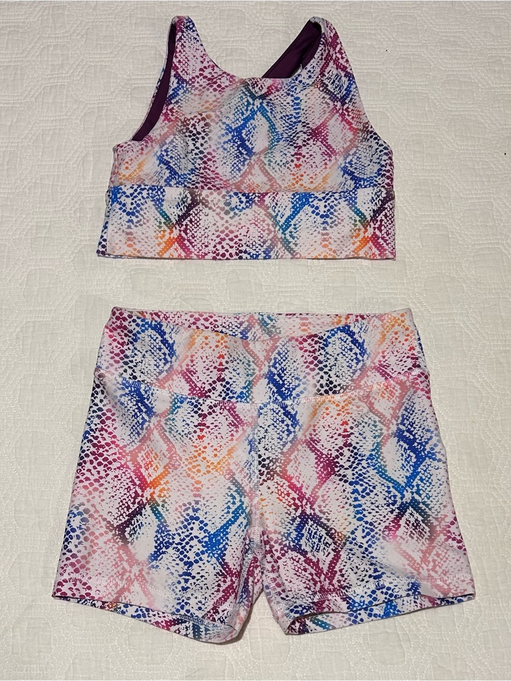 DSG Girls' Multicolor Snake-Print Active Set - Crop Top & Shorts Size